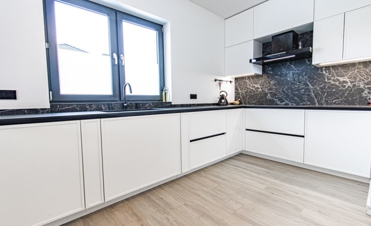 dom na sprzedaż - Jabłonna